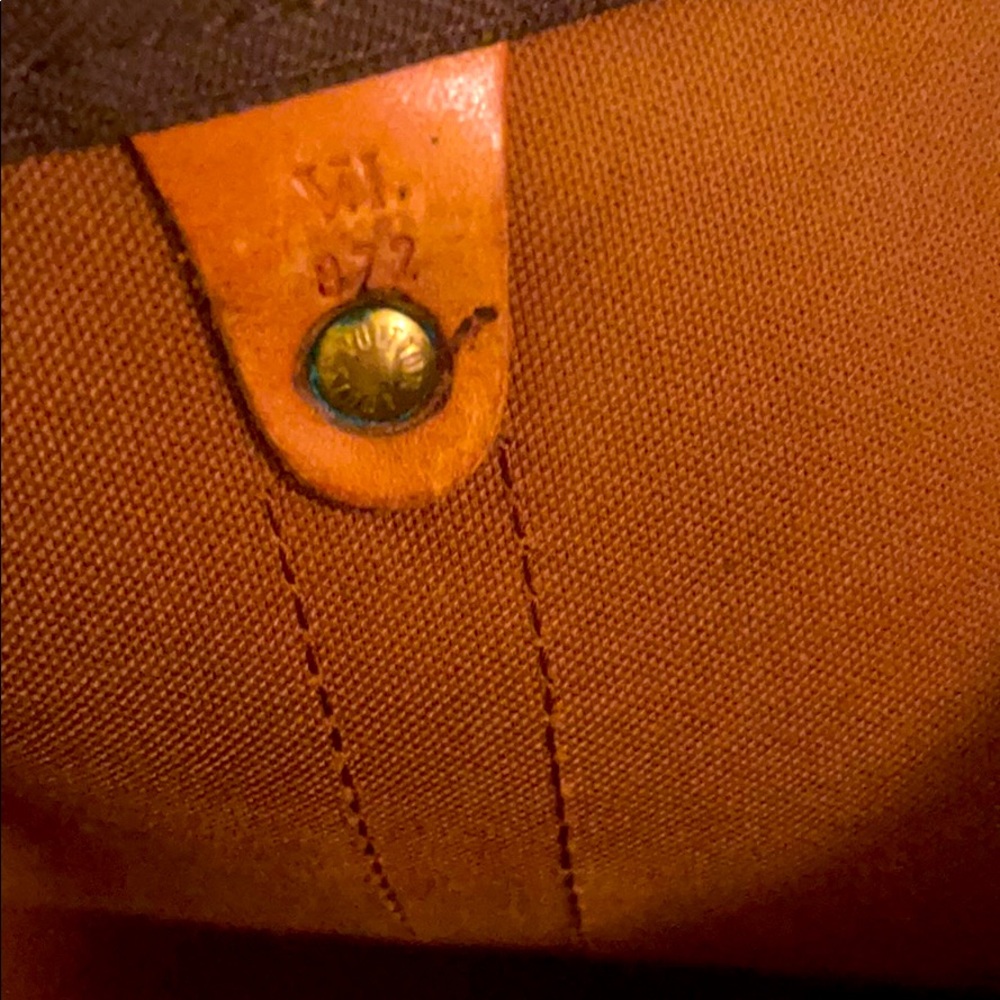 Louis Vuitton Keepall 55” - Picture 3 of 5
